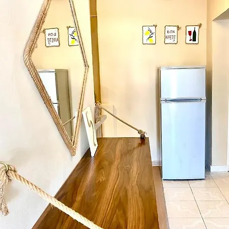 Geranium Apartment *