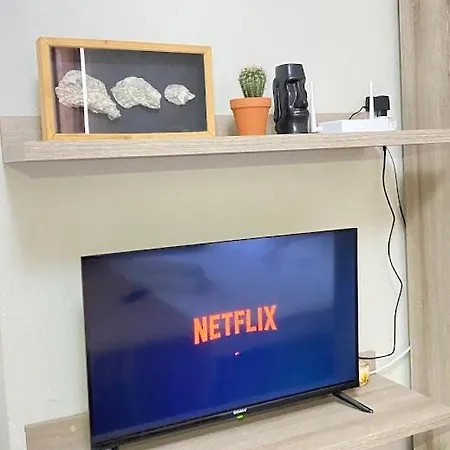 Apartment Geranium Ksamil