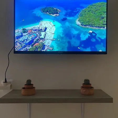 Geranium Apartment *